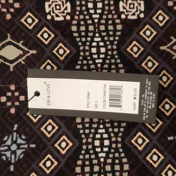 Dress - Picture 2 of 5